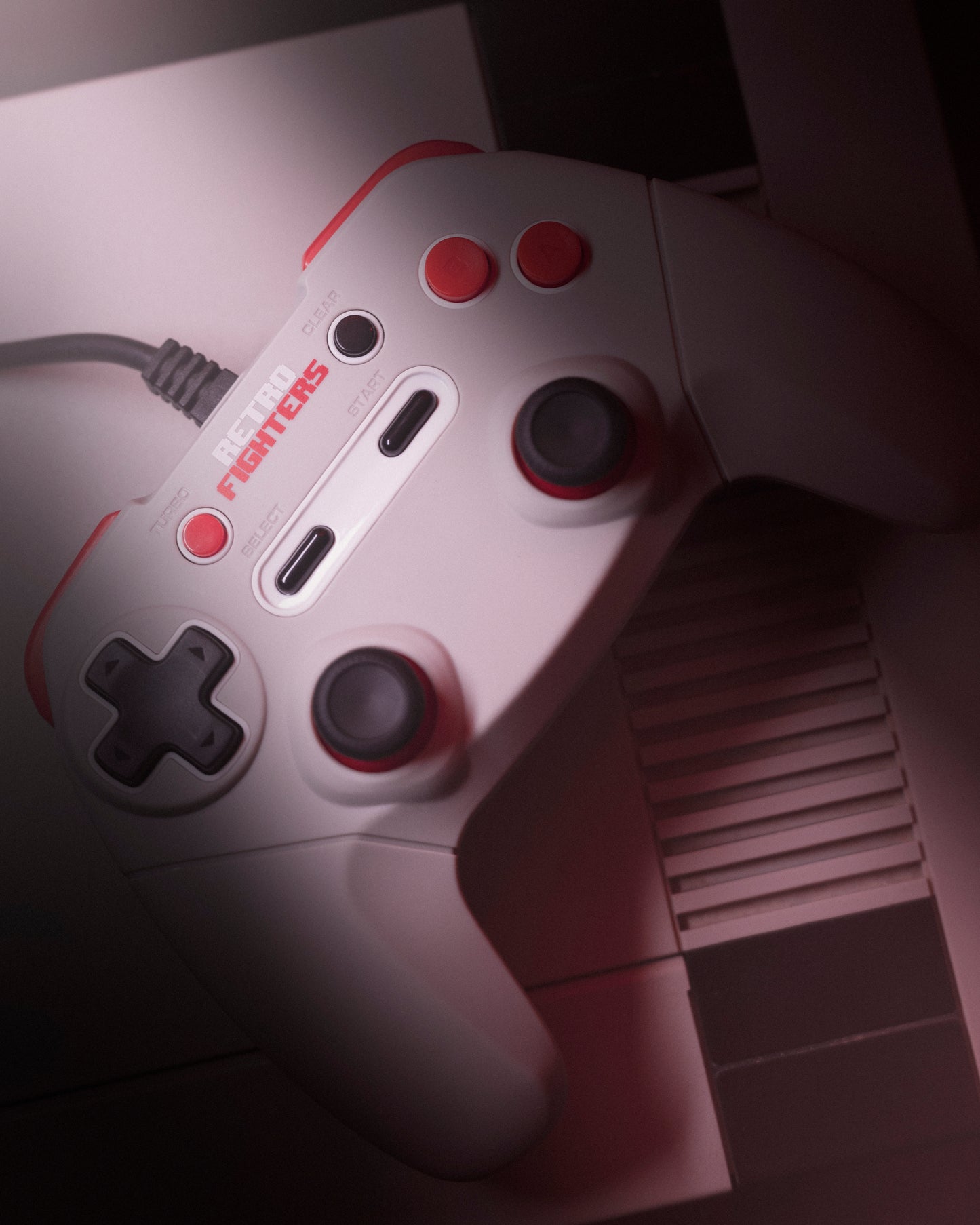 Retro Fighters JAB Gamepad（ジャブ ゲームパッド）｜NES/PC/Mac対応 次世代有線ゲームパッド 改良テクスチャーDパッド アナログスティック搭載 ターボ機能 ショルダーボタン＆トリガー 6フィートロングケーブル グレー