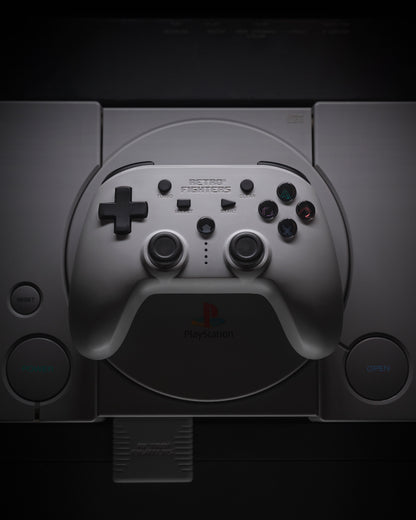 RETRO FIGHTERS Defender ワイヤレスコントローラー  PS1/PS2/PS3対応、圧力認識型ボタン、バイブレーション機能、ターボ機能搭載、USB Type-C充電ケーブル付属
